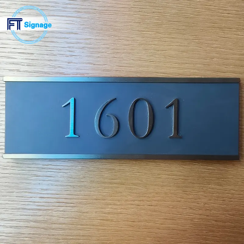 Metal Plaques & Signs - 4