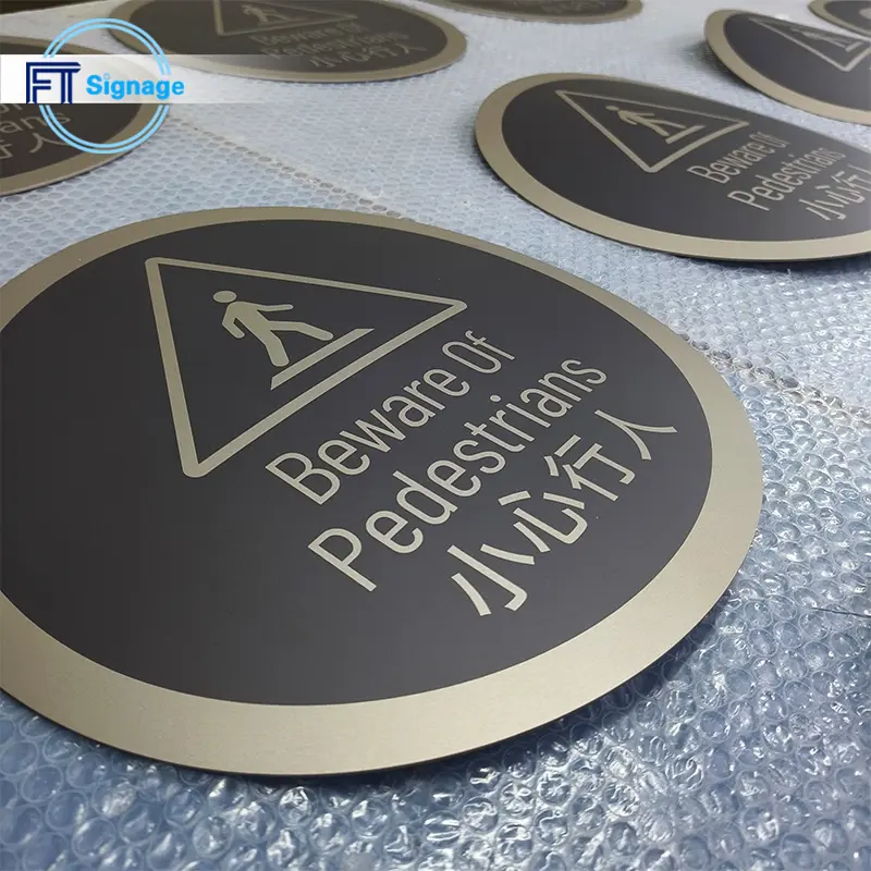 Metal Plaques & Signs - 3