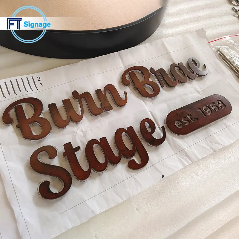 Metal Plaques & Signs - 1