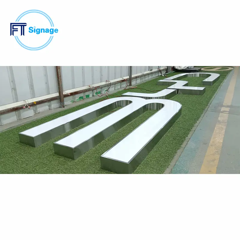 LED front-lit letters - 7