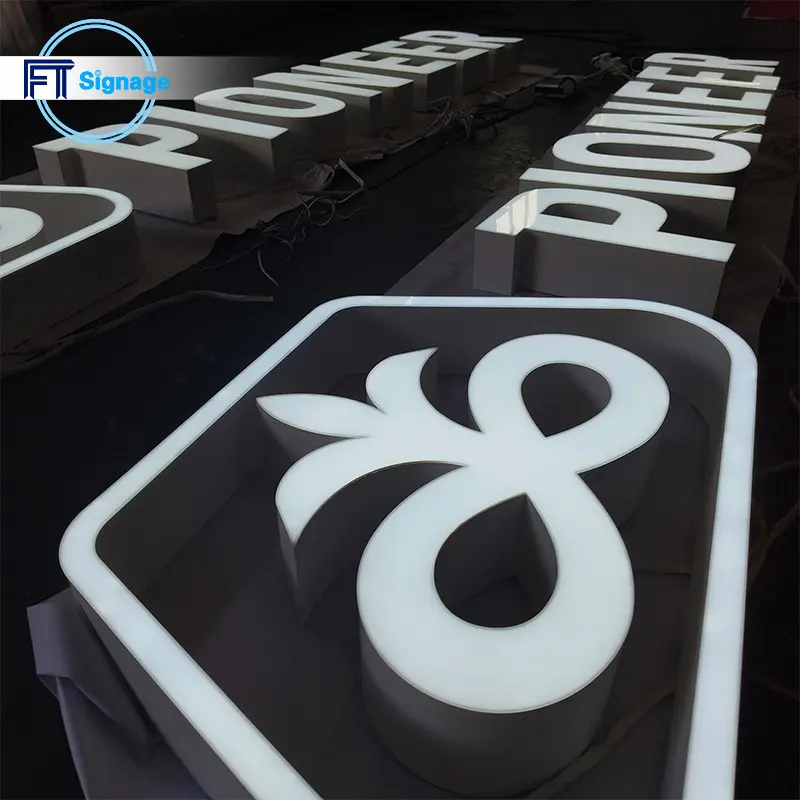 LED front-lit letters - 3
