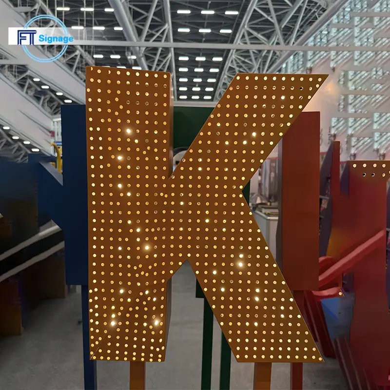 LED front-lit letters - 4