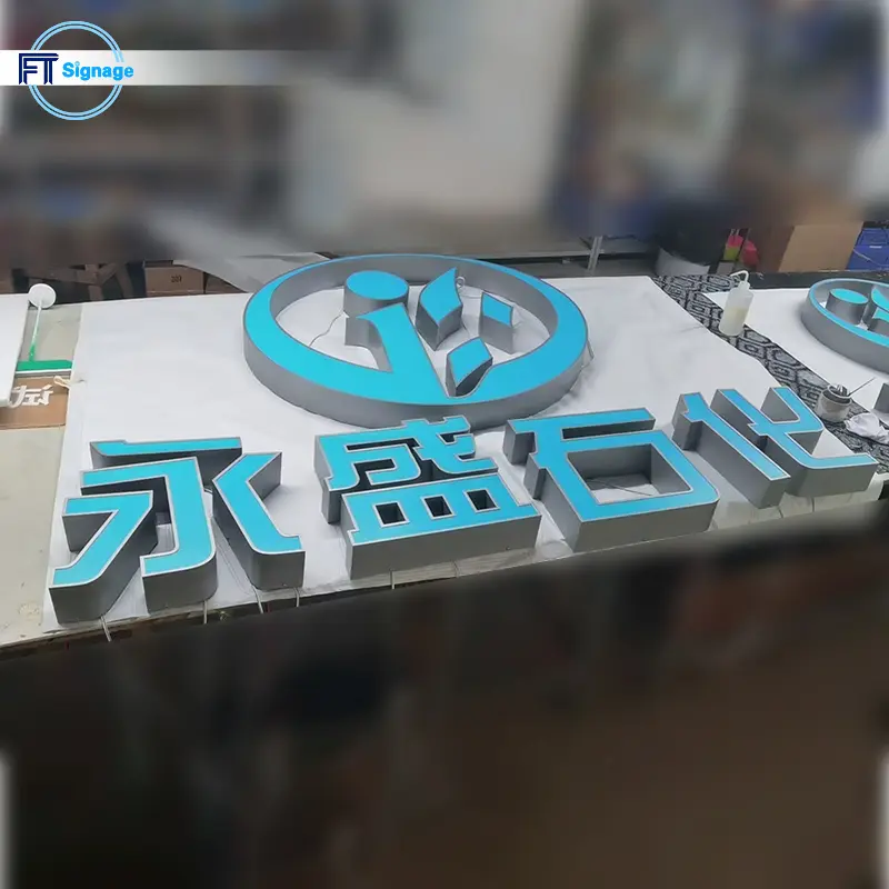 LED front-lit letters - 3
