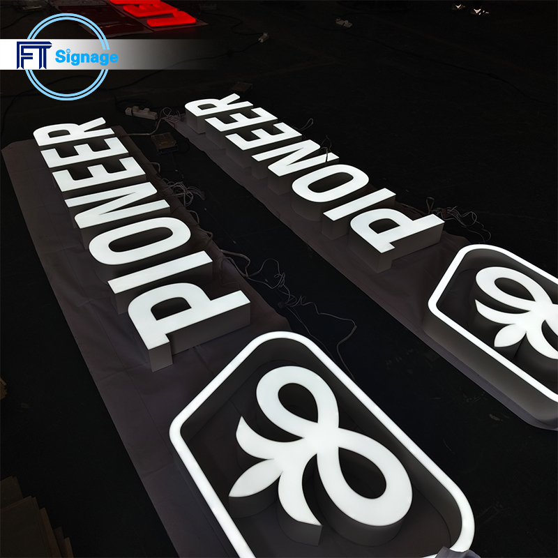 LED front-lit letters - 4