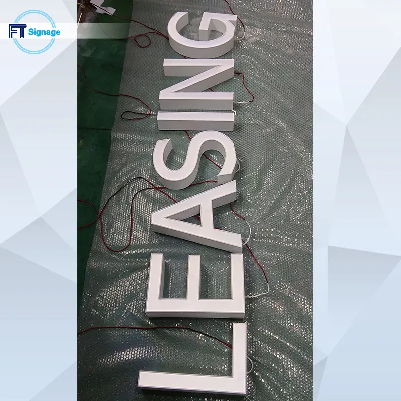 LED front-lit letters - 4
